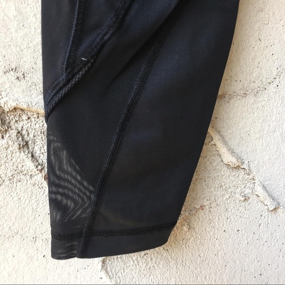 Lululemon Inspire Tight II Mesh Black Size 6 - Picture 12 of 15